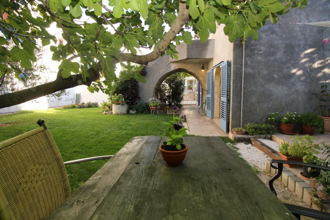 Apartment Olive Garden Punat Luaran gambar